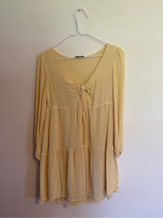American Eagle Outfitters Dresses & Skirts - American Eagle Outfitters Light Yellow Tie-Front Long Sleeve Tiered Dress